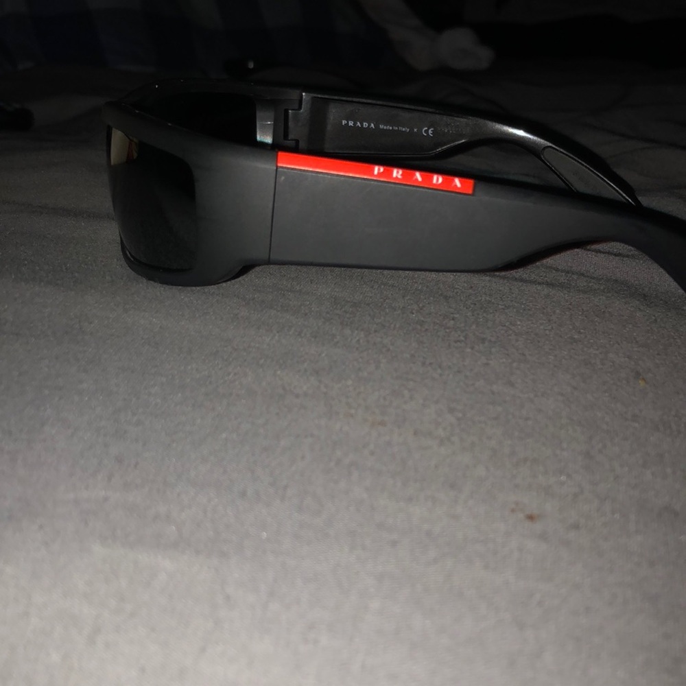 Sunglasses - Picture 2 of 3